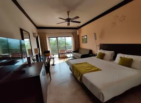 Sunflower Hotel